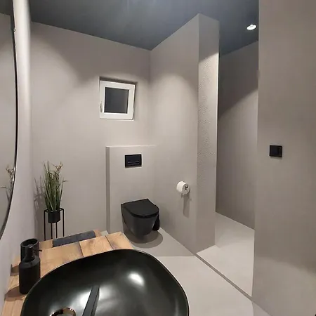 Holiday home Family Friendly House With A Swimming Pool By Sibenik - Kod Sibenika, Sibenik - 24950