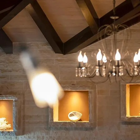 Family Friendly House With A Swimming Pool By Sibenik - Kod Sibenika, Sibenik - 24950 Holiday home *