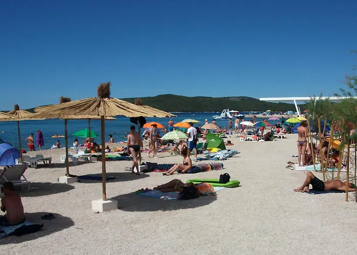 בית נופש Family Friendly House With A Swimming Pool By Sibenik - Kod Sibenika, Sibenik - 24950