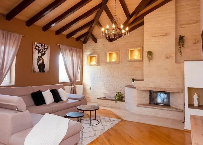 Family Friendly House With A Swimming Pool By Sibenik - Kod Sibenika, Sibenik - 24950 בית נופש *