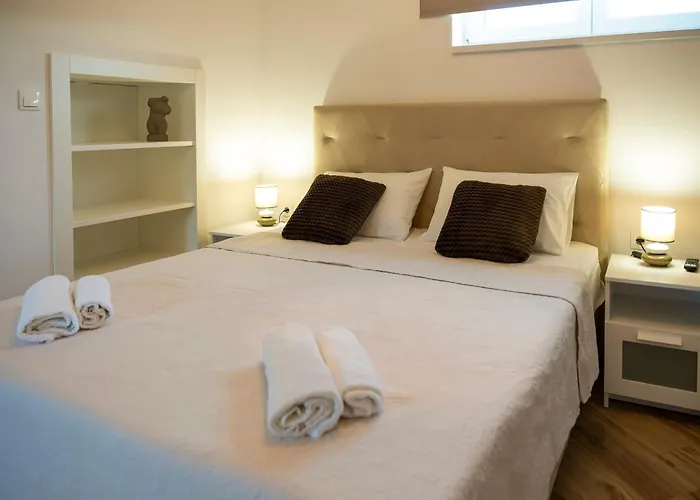 בית נופש Family Friendly House With A Swimming Pool By Sibenik - Kod Sibenika, Sibenik - 24950 שיבניק