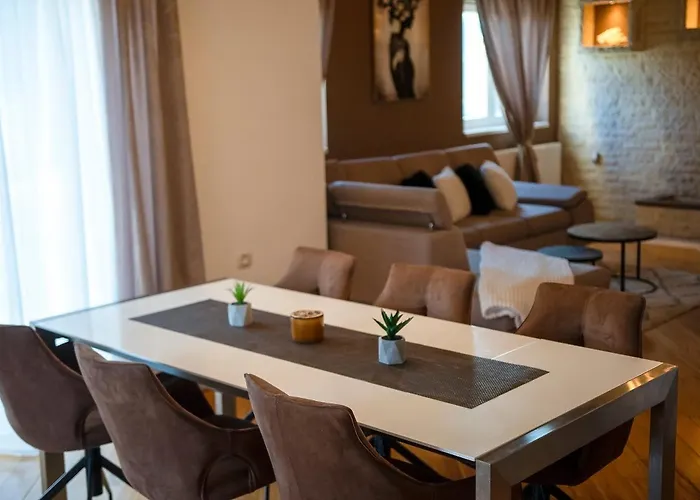 Family Friendly House With A Swimming Pool By Sibenik - Kod Sibenika, Sibenik - 24950 שיבניק